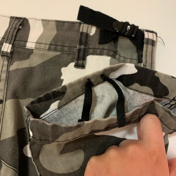 Not sure of the brand, camo joggers, super cute size 4 - Picture 4 of 5